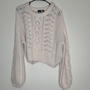 Versona Elegant Cream Knit Sweater